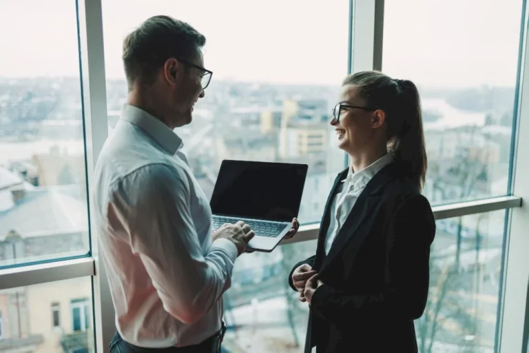 Consultanță Lingvistică: Sprijin Profesional pentru o Comunicare Clară și Eficientă