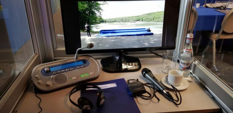 Interpretariat în Timp Real cu Intart: Soluția Ideală pentru Evenimente și Întâlniri Importante